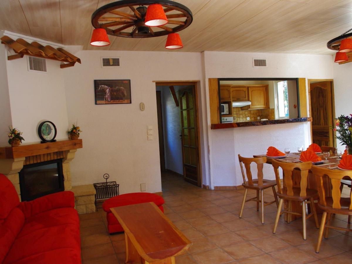 Location Villa Et Studios Рокбрюн-сюр-Аржан Екстериор снимка
