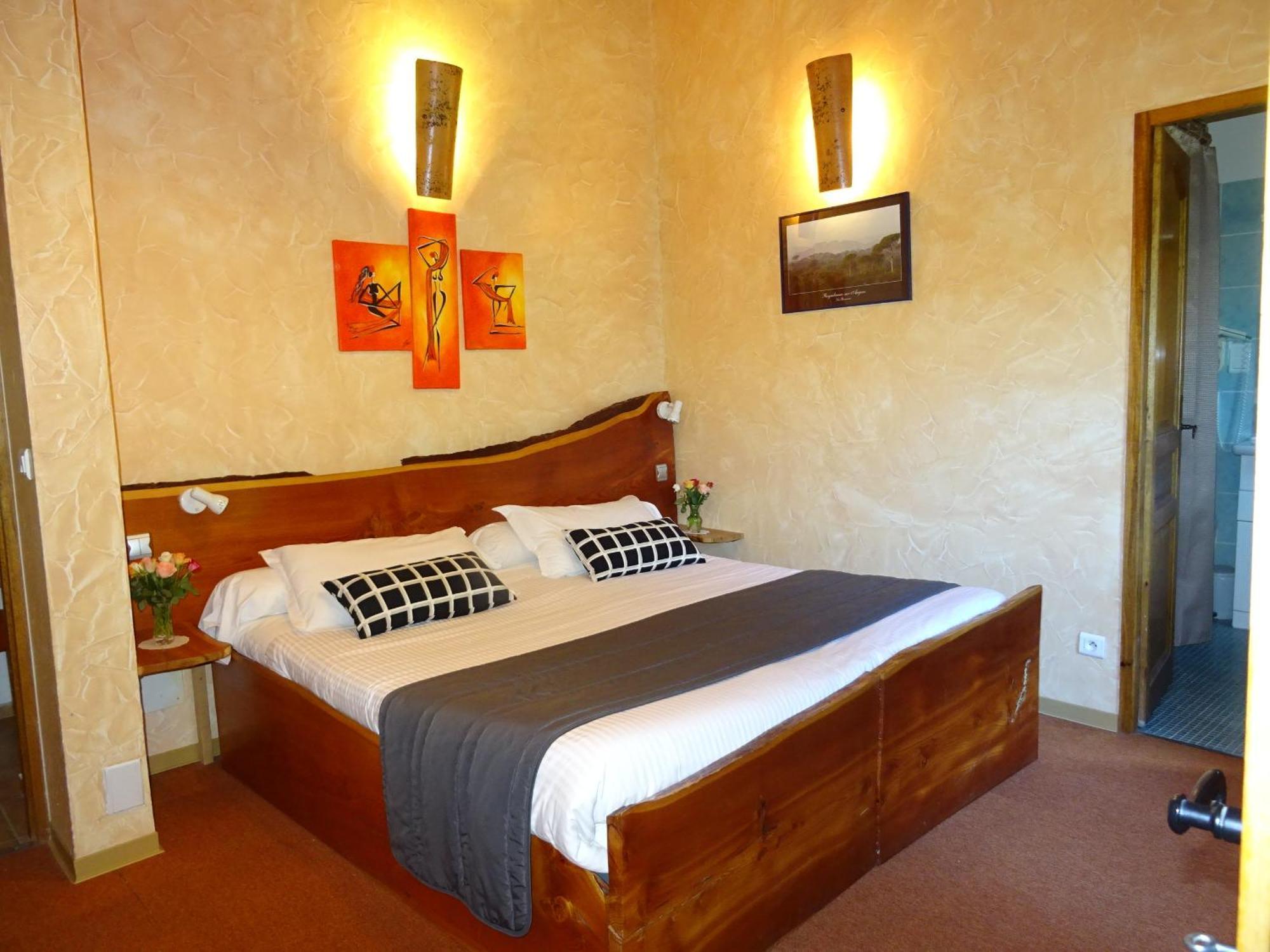 Location Villa Et Studios Рокбрюн-сюр-Аржан Екстериор снимка